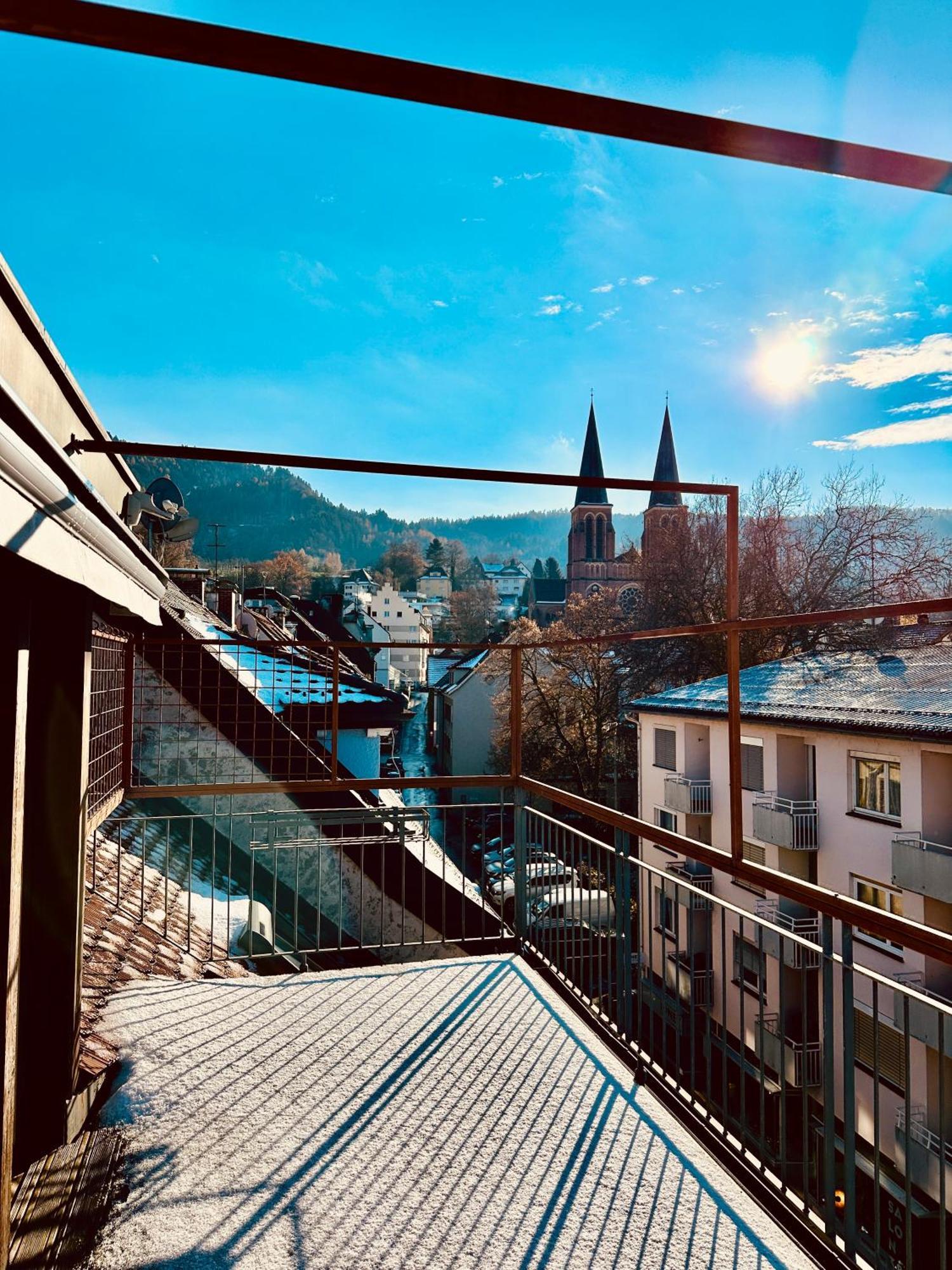 Zentrale Wohnung Mit Dachterasse Bregenz Exterior photo